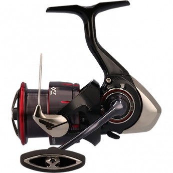 Катушка DAIWA 23 FUEGO LT 3000-C